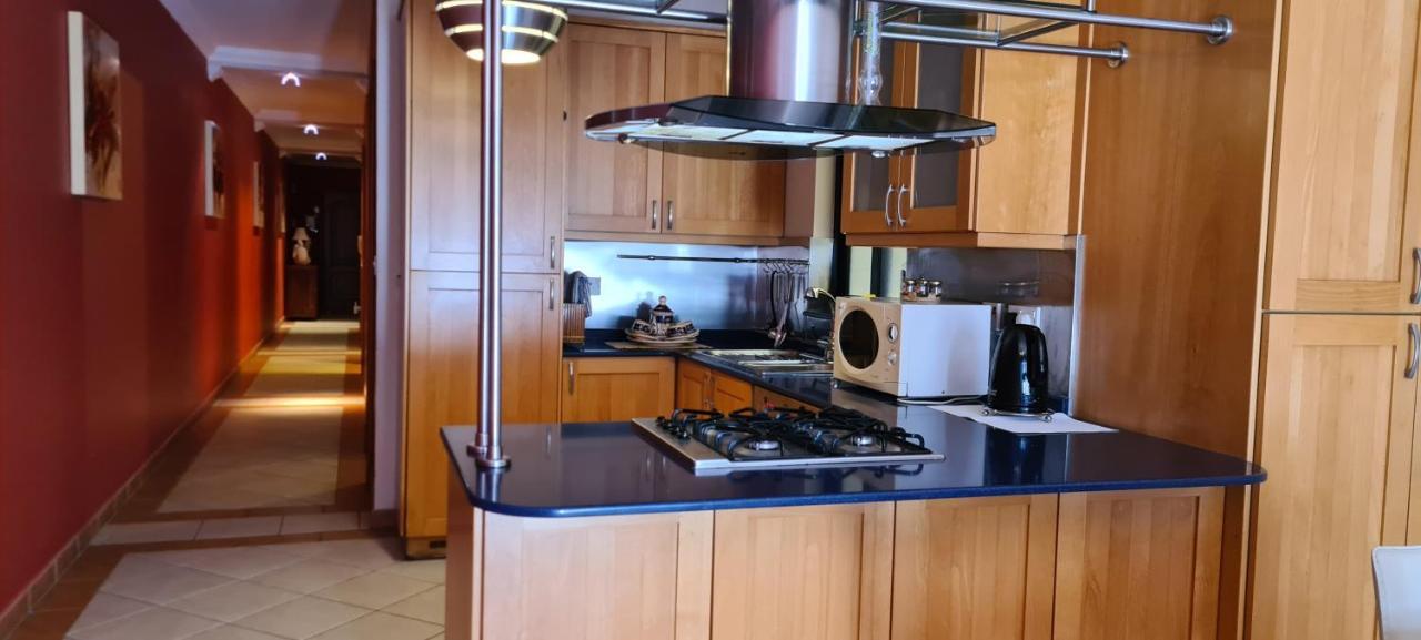 Mellieha Bay 3 Bedroom Apartment " Bliss On The Bay " Luaran gambar