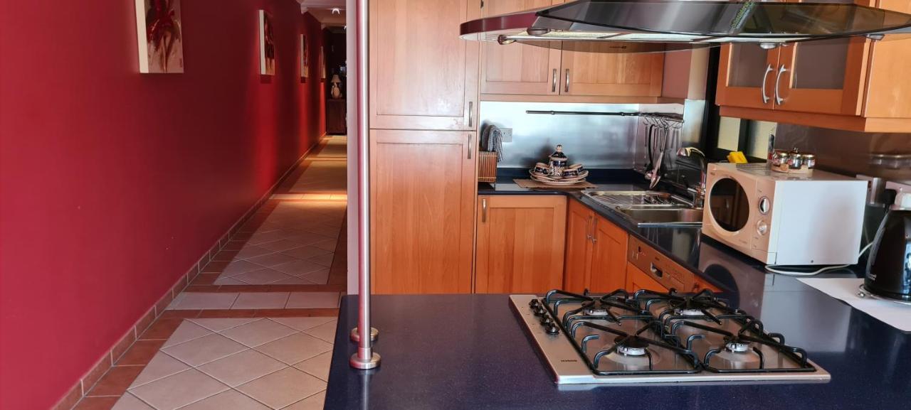 Mellieha Bay 3 Bedroom Apartment " Bliss On The Bay " Luaran gambar