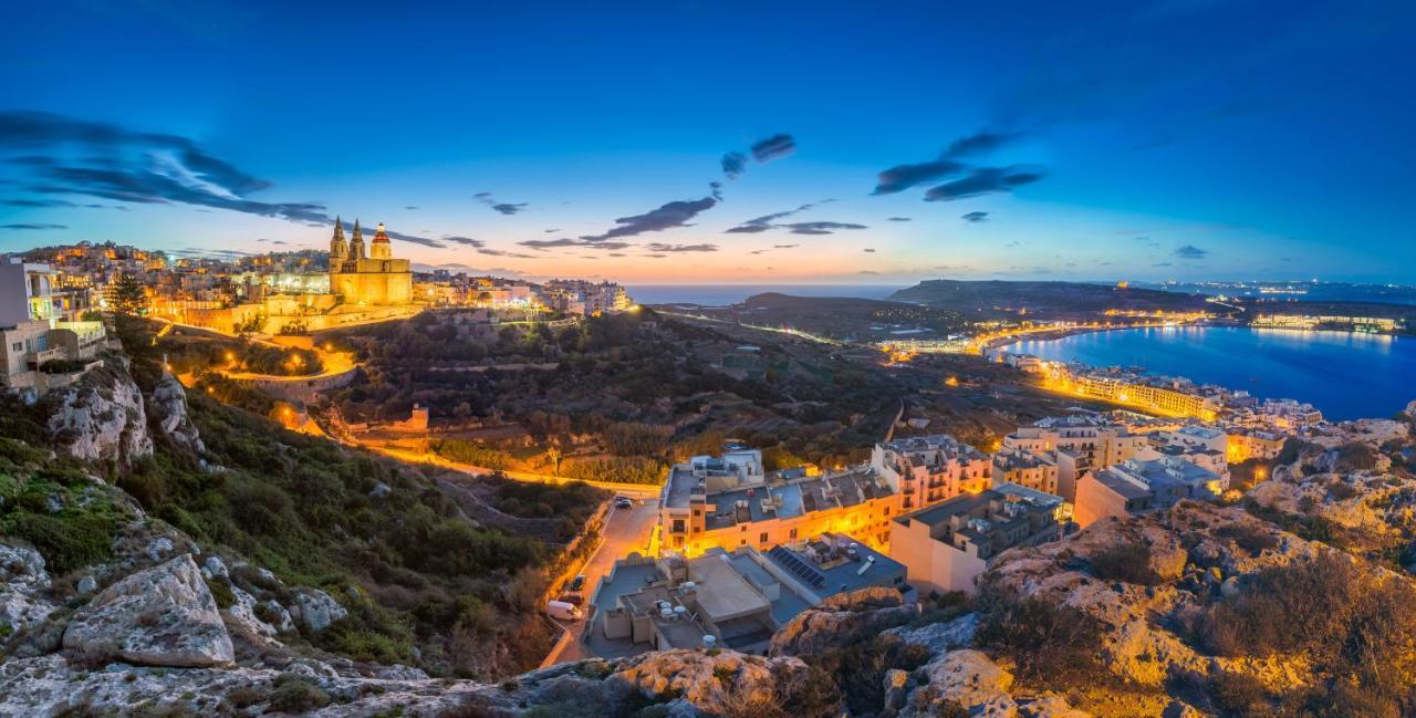 Mellieha Bay 3 Bedroom Apartment " Bliss On The Bay " Luaran gambar